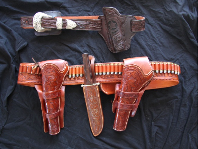Pistolengurt Texas-Ranger für Pistole 1911, Waffengurt mit Holster für Colt SAA .45 LC